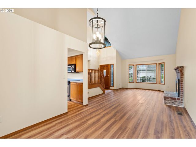 12328 Sw ANTON Dr, Portland, OR 97223