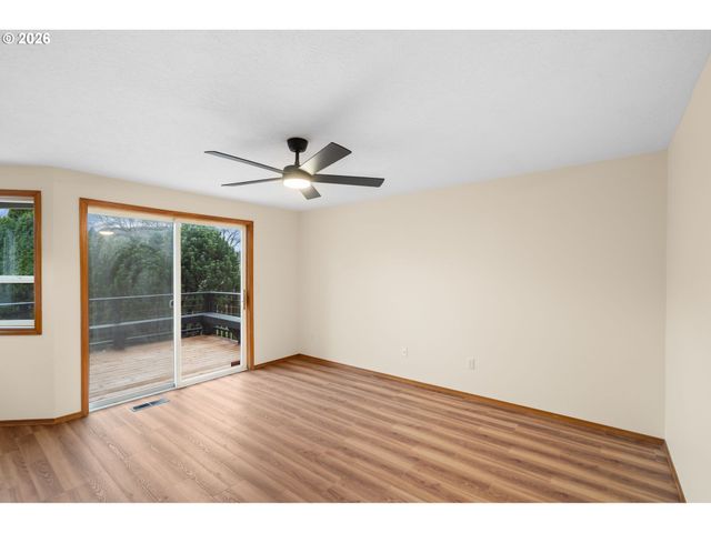 12328 Sw ANTON Dr, Portland, OR 97223