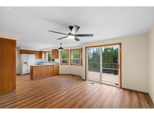 12328 Sw ANTON Dr, Portland, OR 97223