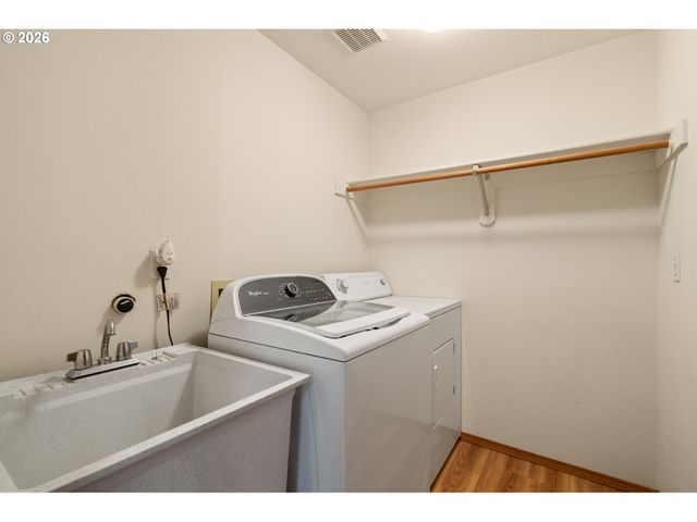 12328 Sw ANTON Dr, Portland, OR 97223