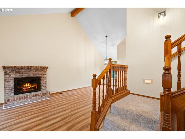 12328 Sw ANTON Dr, Portland, OR 97223