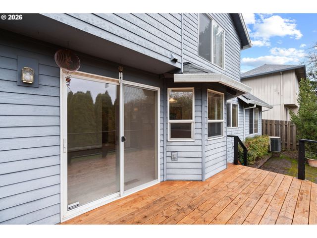 12328 Sw ANTON Dr, Portland, OR 97223