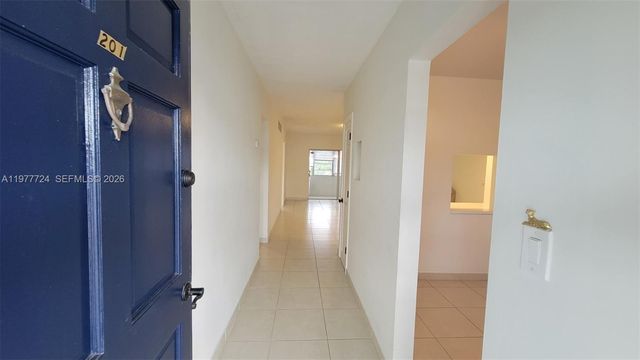1400 NE 55th St 201, Fort Lauderdale, FL 33334