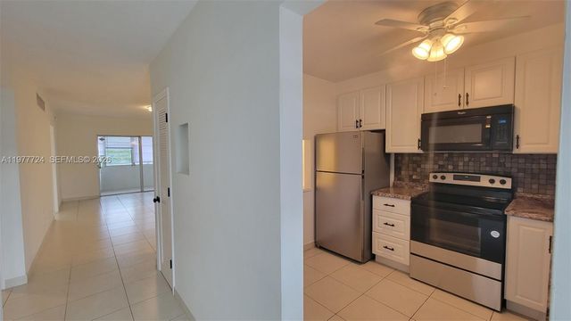 1400 NE 55th St 201, Fort Lauderdale, FL 33334