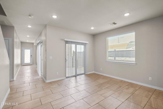 380 Canyon Vista Drive, Horizon City, TX 79928