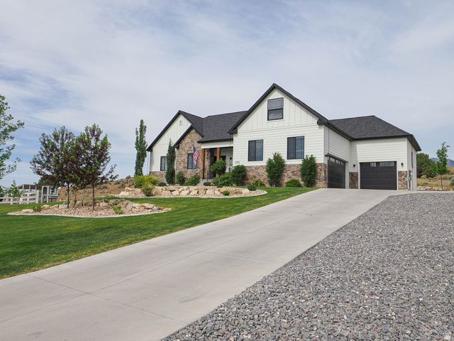 9261 N BELLE ST, Eagle Mountain, UT 84005