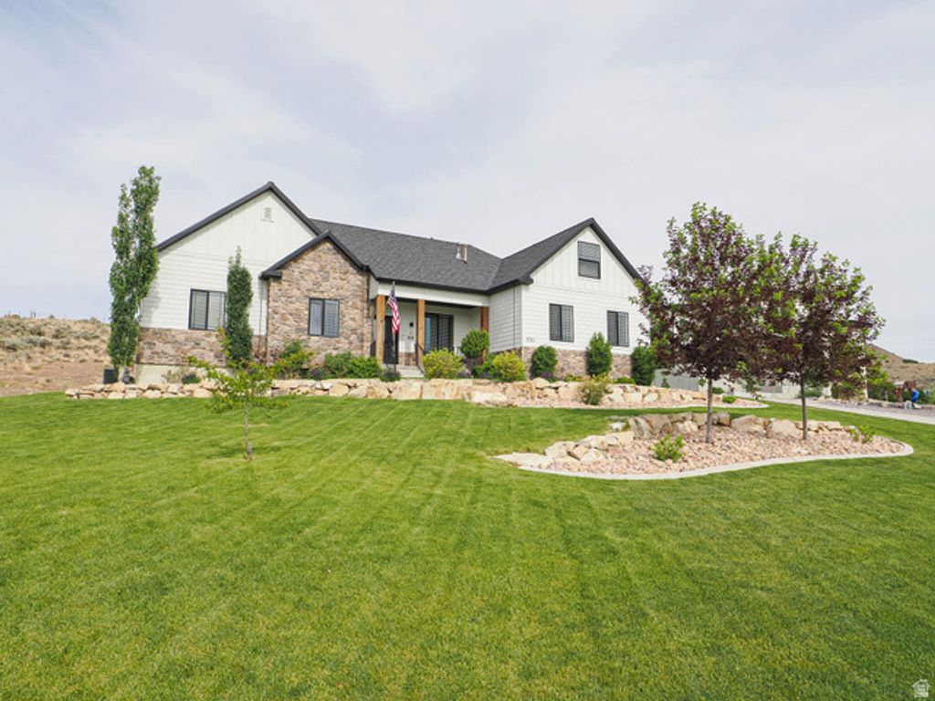 9261 N BELLE ST, Eagle Mountain, UT 84005