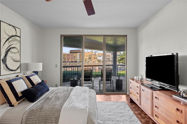 707 SEDDON COVE WAY 707, Tampa, FL 33602