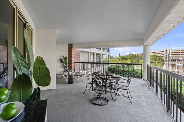 707 SEDDON COVE WAY 707, Tampa, FL 33602