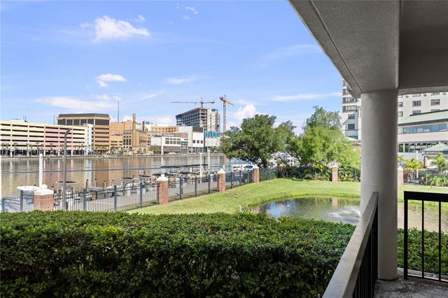 707 SEDDON COVE WAY 707, Tampa, FL 33602