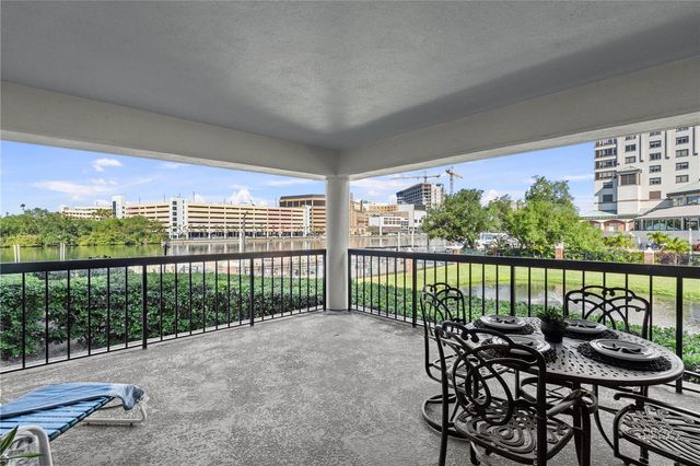 707 SEDDON COVE WAY 707, Tampa, FL 33602