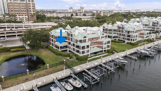 707 SEDDON COVE WAY 707, Tampa, FL 33602