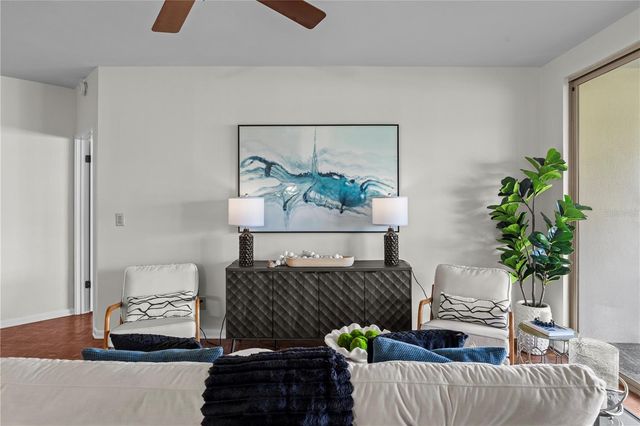 707 SEDDON COVE WAY 707, Tampa, FL 33602