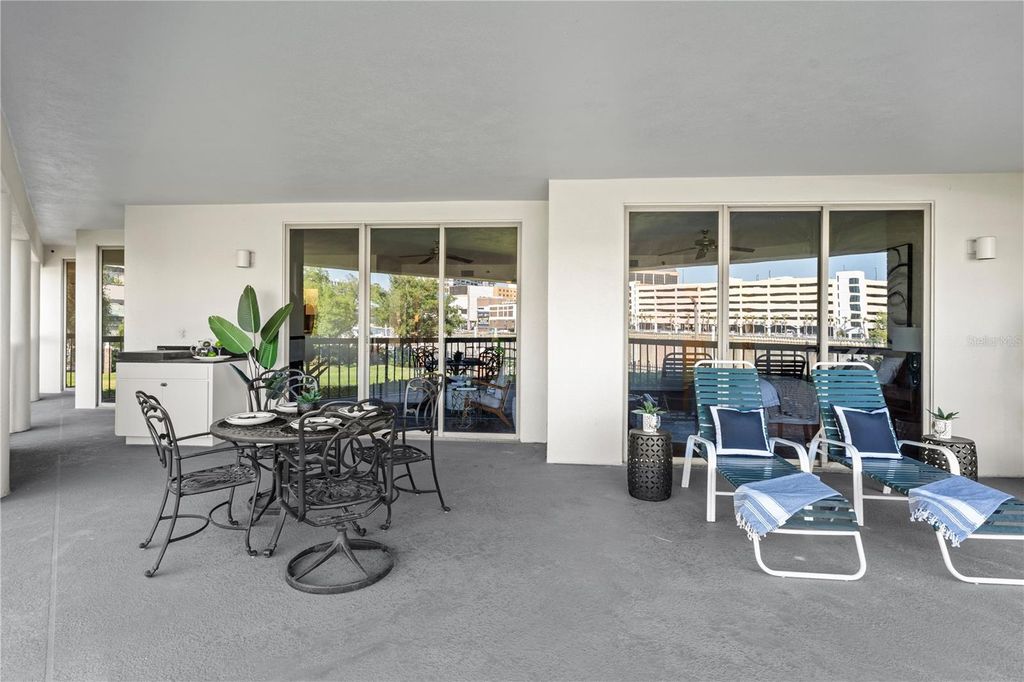 Image 25 of property listing at 707 SEDDON COVE WAY, Tampa, FL 33602