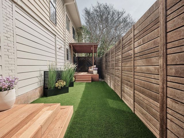 3416 Pecos ST B, Austin, TX 78703