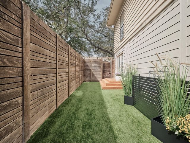 3416 Pecos ST B, Austin, TX 78703