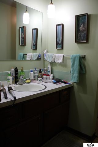 1600 SW 47 Street, Lincoln, NE 68522