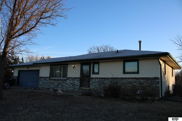 1600 SW 47 Street, Lincoln, NE 68522