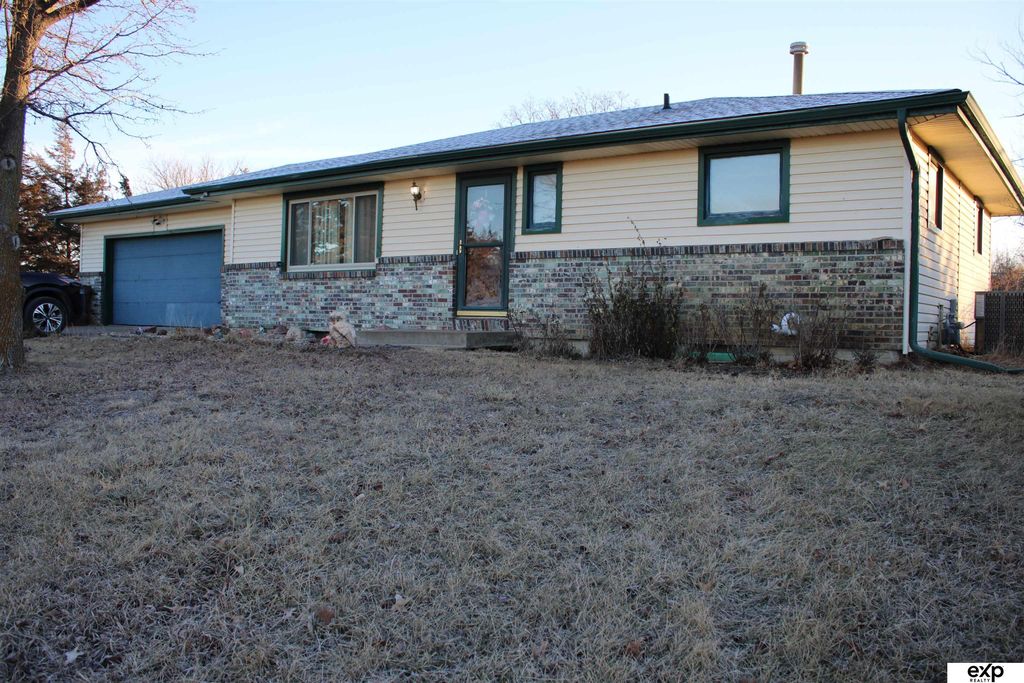 1600 SW 47 Street, Lincoln, NE 68522