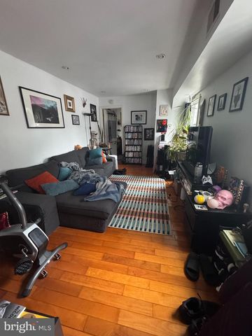 1118 GREEN ST, Philadelphia, PA 19123