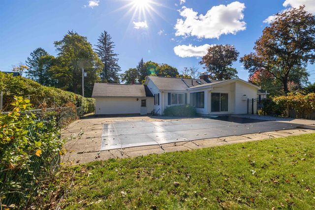 22 Ridge Road, Concord, NH 03301