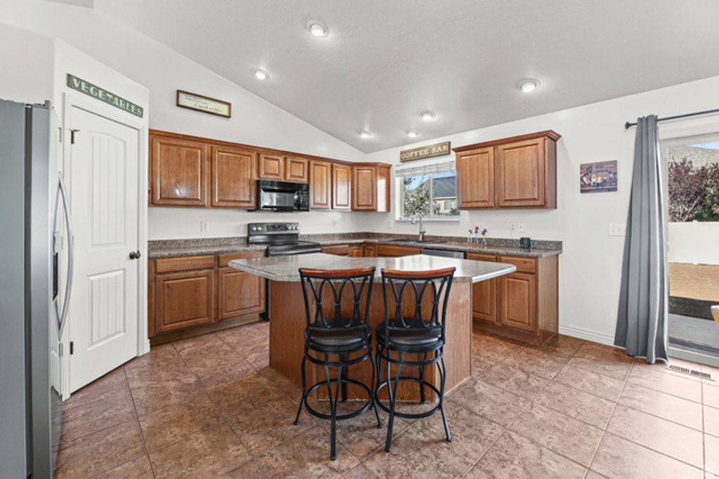 808 N 730 W, Tooele, UT 84074 — photo 5
