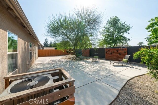 2027 W Babcock, Visalia, CA 93291