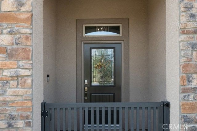 2027 W Babcock, Visalia, CA 93291