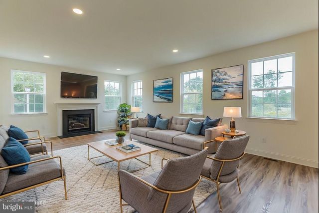 305 POPLAR AVE, Newark, DE 19711