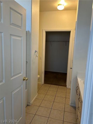 855 North Stephanie Street 1123, Henderson, NV 89014