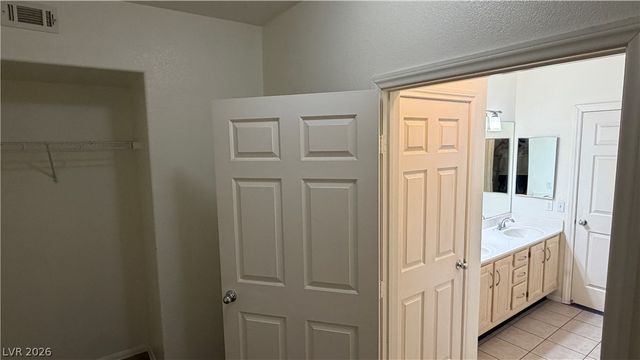 855 North Stephanie Street 1123, Henderson, NV 89014