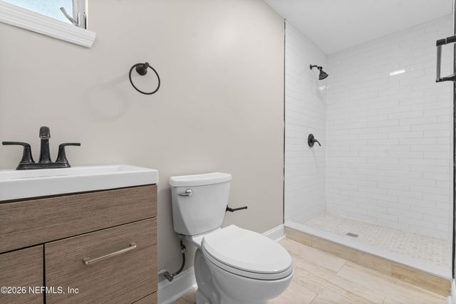 5247 CLEVELAND Road, Jacksonville, FL 32209