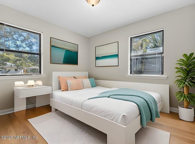 5247 CLEVELAND Road, Jacksonville, FL 32209