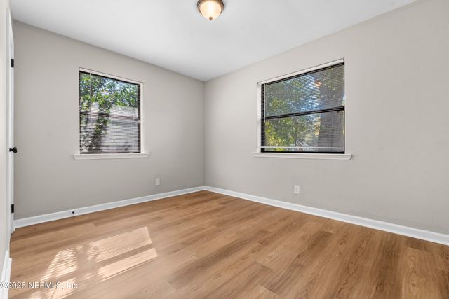 5247 CLEVELAND Road, Jacksonville, FL 32209