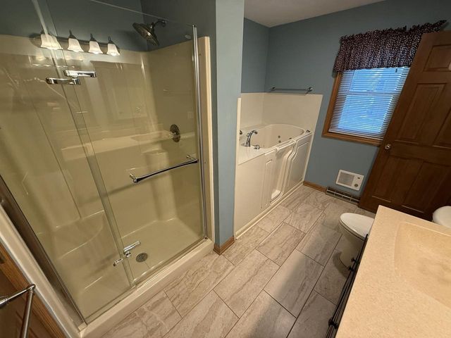 3259 Thames Lane, Janesville, WI 53546
