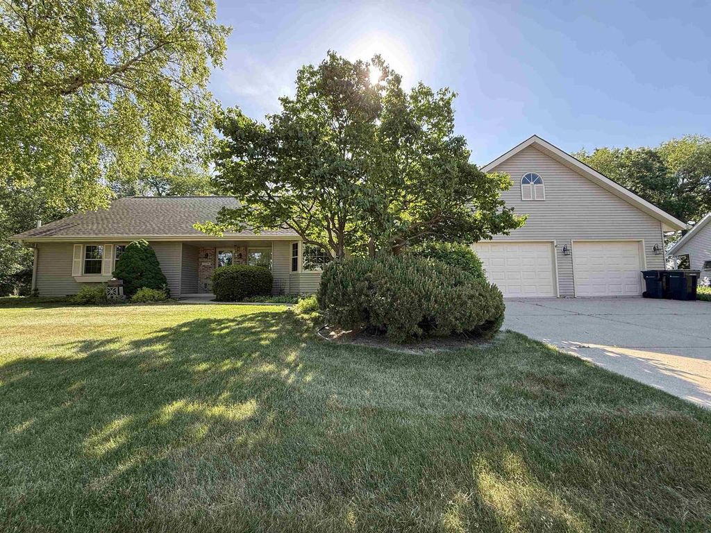 3259 Thames Lane, Janesville, WI 53546