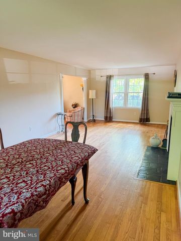 8647 BRADDOCK AVE, Alexandria, VA 22309