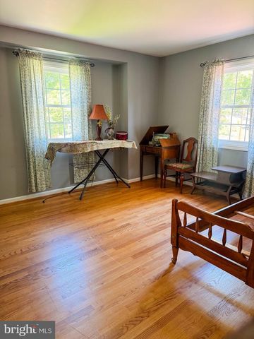 8647 BRADDOCK AVE, Alexandria, VA 22309