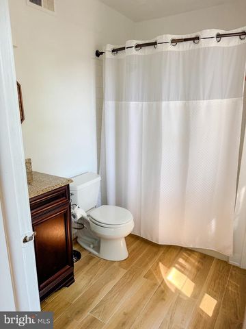 8647 BRADDOCK AVE, Alexandria, VA 22309