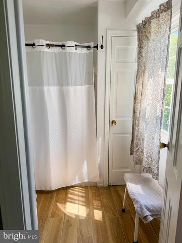 8647 BRADDOCK AVE, Alexandria, VA 22309