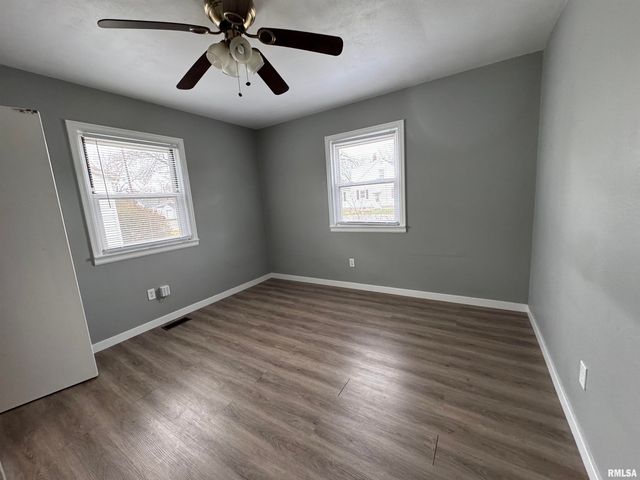 300 W Lenox Avenue, Springfield, IL 62704