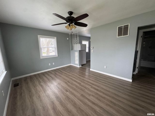 300 W Lenox Avenue, Springfield, IL 62704