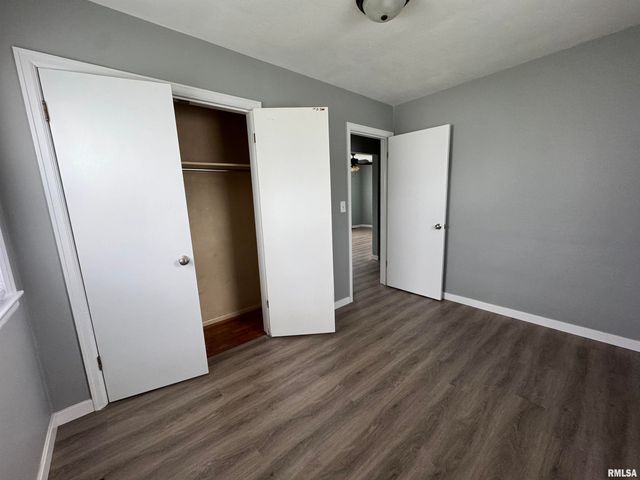 300 W Lenox Avenue, Springfield, IL 62704