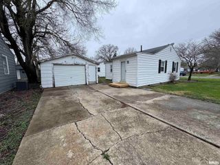 300 W Lenox Avenue, Springfield, IL 62704