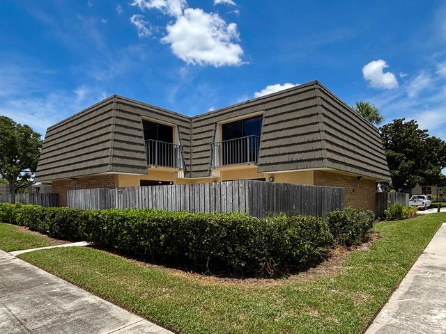 1402 14th Way, West Palm Beach, FL 33407