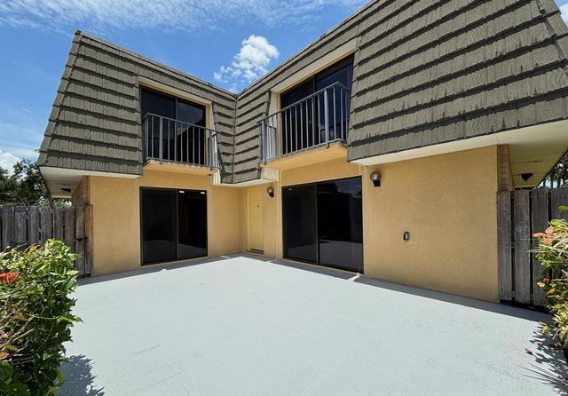 1402 14th Way, West Palm Beach, FL 33407