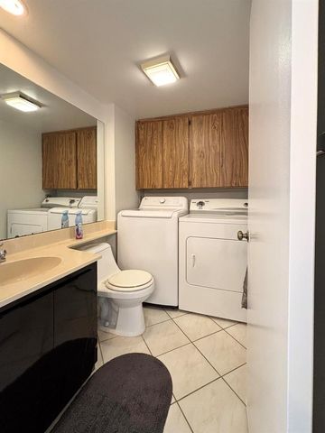 1402 14th Way, West Palm Beach, FL 33407