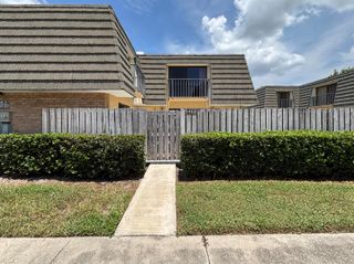 1402 14th Way, West Palm Beach, FL 33407