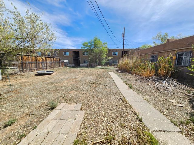 3428 Ross Avenue SE, Albuquerque, NM 87106