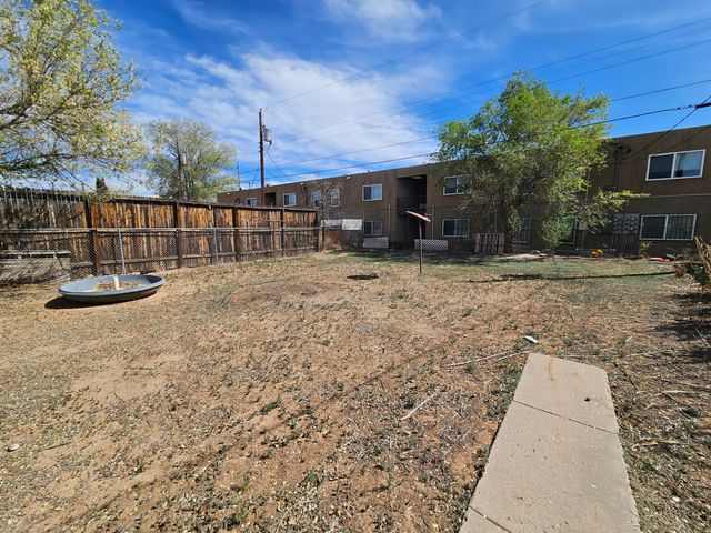 3428 Ross Avenue SE, Albuquerque, NM 87106